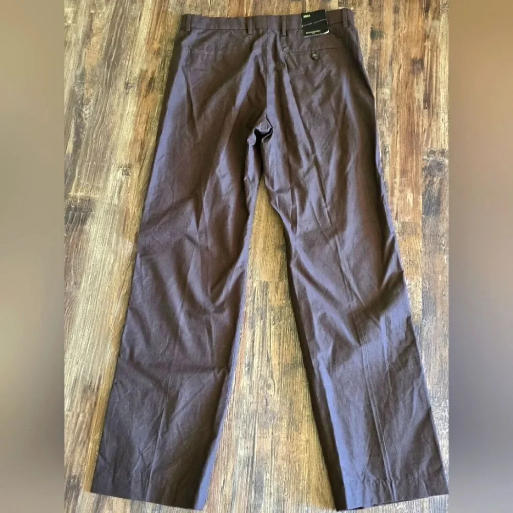 Banana Republic Brown Chinos with Sleek Design